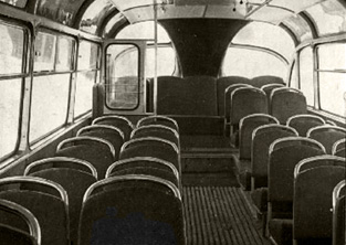 Салон автобуса ЛАЗ-695Б эталонного вид сзади