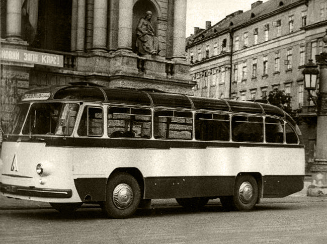 Автобус ЛАЗ-695Б «Львiв» выставочный