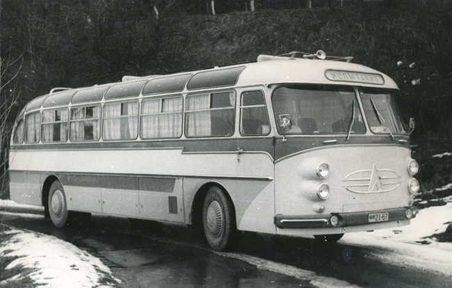 Автобус ЛАЗ-699А «Карпаты» Опытный II (№22-Э) зимой на испытаниях